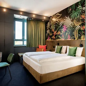 Rugs Hotel